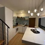 شقة Duplex En Rez-de-chaussee Avec Cour Interieure Privee, Proche De La Mer, Wifi مير-لي-بان